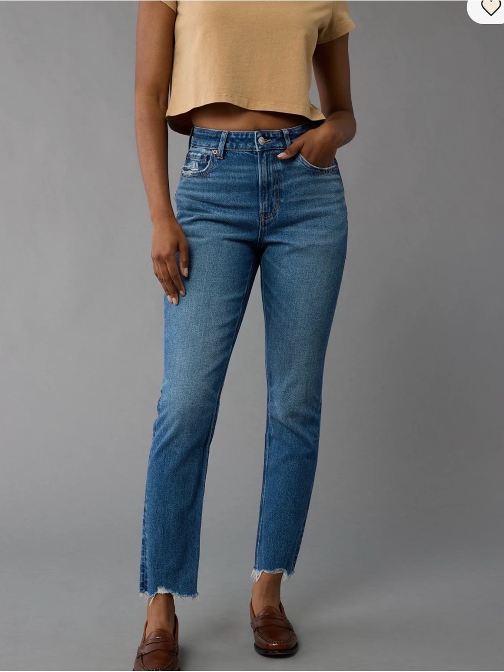 American Eagle STRIGID mom jean High-Waisted Straight Leg Jeans US 4 Long